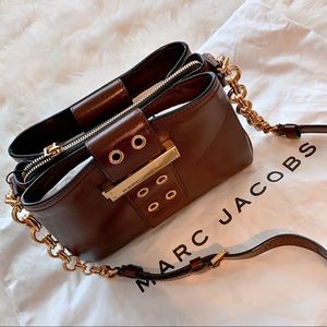 BRAND NEW Marc Jacob Lock & Strap Crossbody